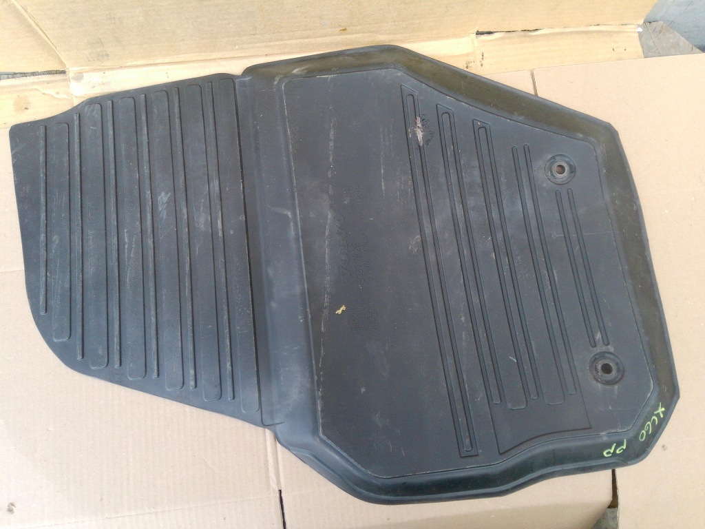 Volvo xc60 килимки гумові 31377825 31377826 31377827 31377828 13rok e Оригінал