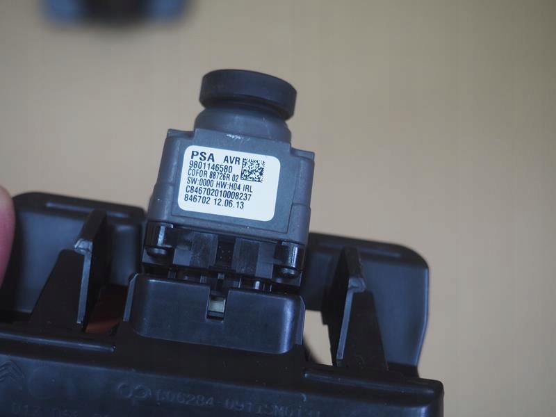 фото №5, Камера заднего вида крышки кронштейн citroen c4 picasso ii 9801146580