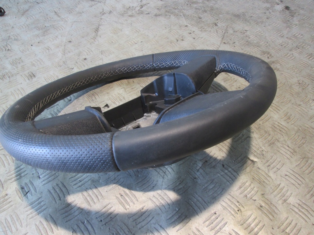 фото №4, Mazda 2 повітропровід шкіра