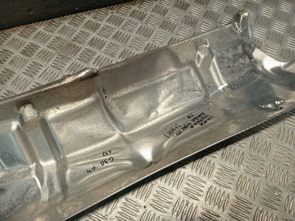 Bmw оригінальний номер 7340836 5' g30 g31 6' g32 накладка ізоляція теплова глушника Оригінал