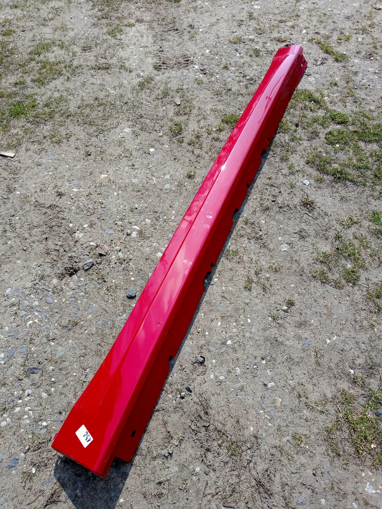 фото №1, Alfa romeo stelvio молдинг поріг права 156146596dx