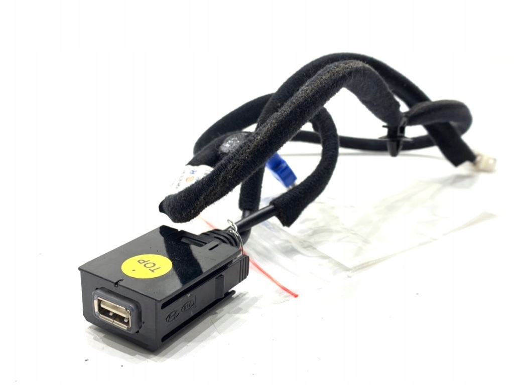 фото №1, Роз'єм usb hyundai elantra vii 96120-aa010 з'єднувач