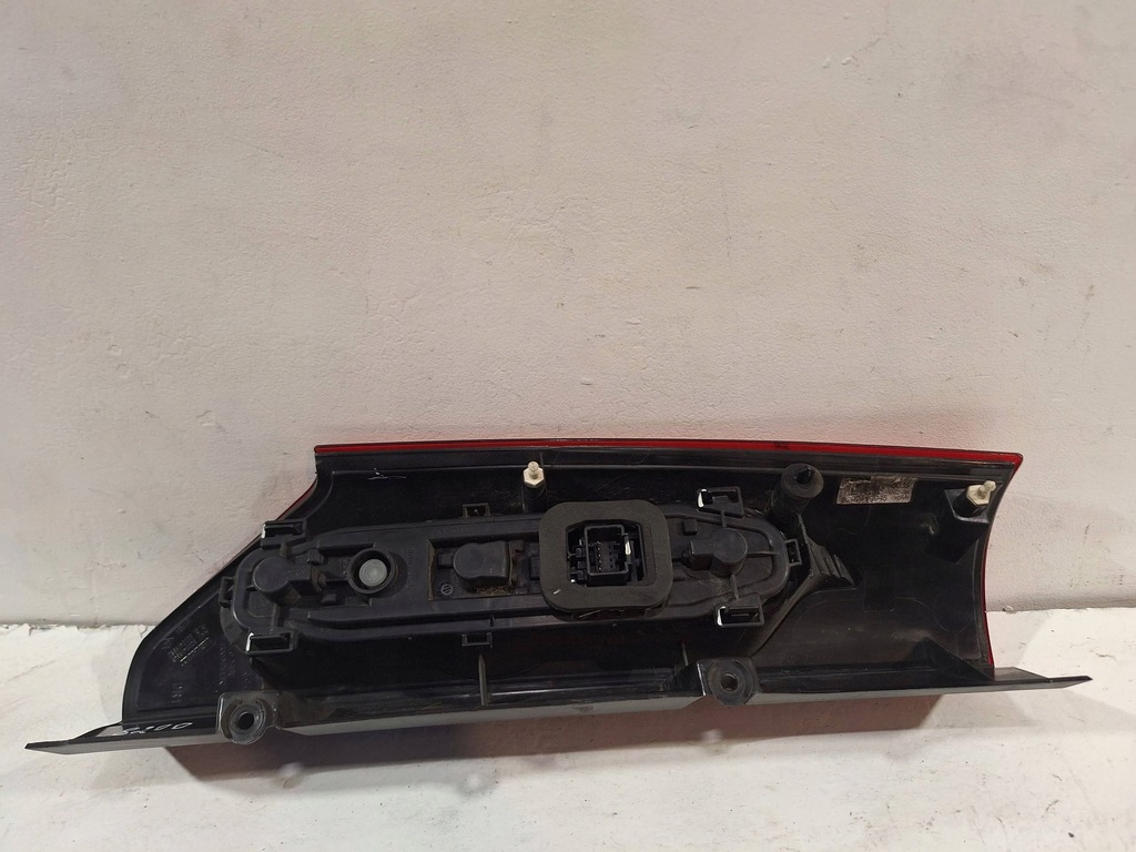 фото №4, Лампа задняя правая 8200419945 renault kangoo ii 08-