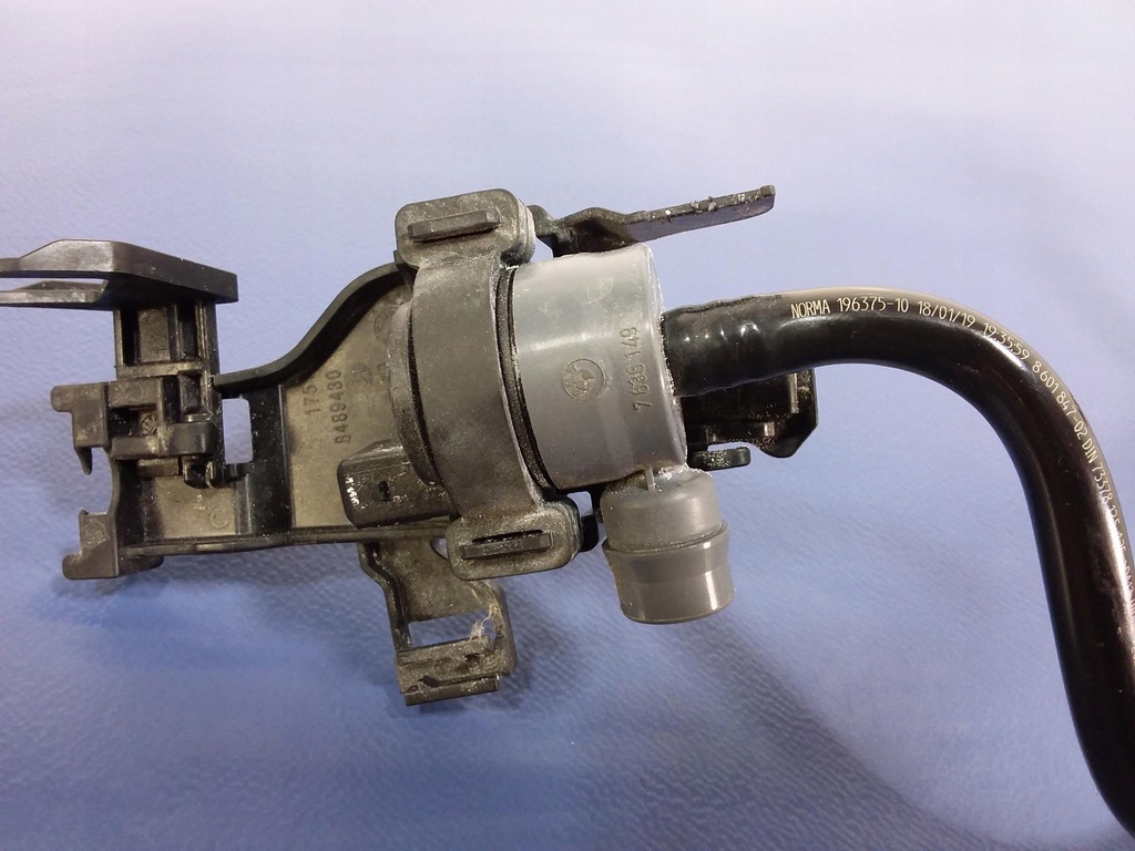 фото №4, Bmw x7 g07 m50i клапан вентиляції з шланг