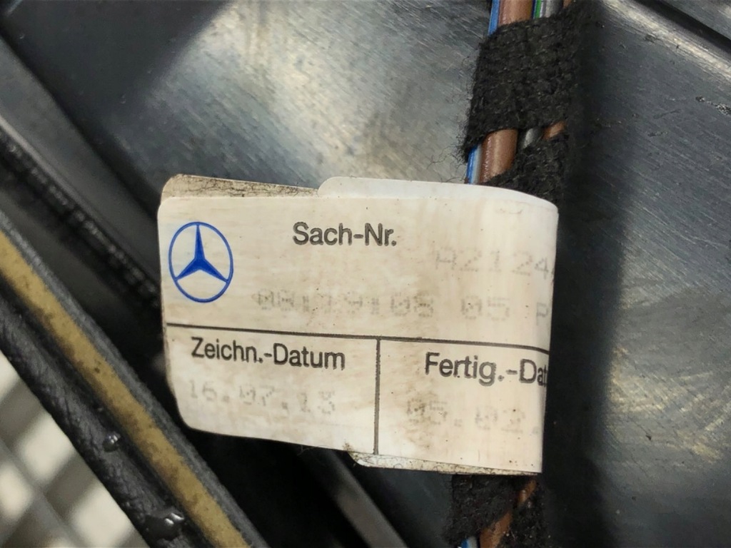 фото №9, Туннель средний mercedes w212 sedan/limuzyna 09-16