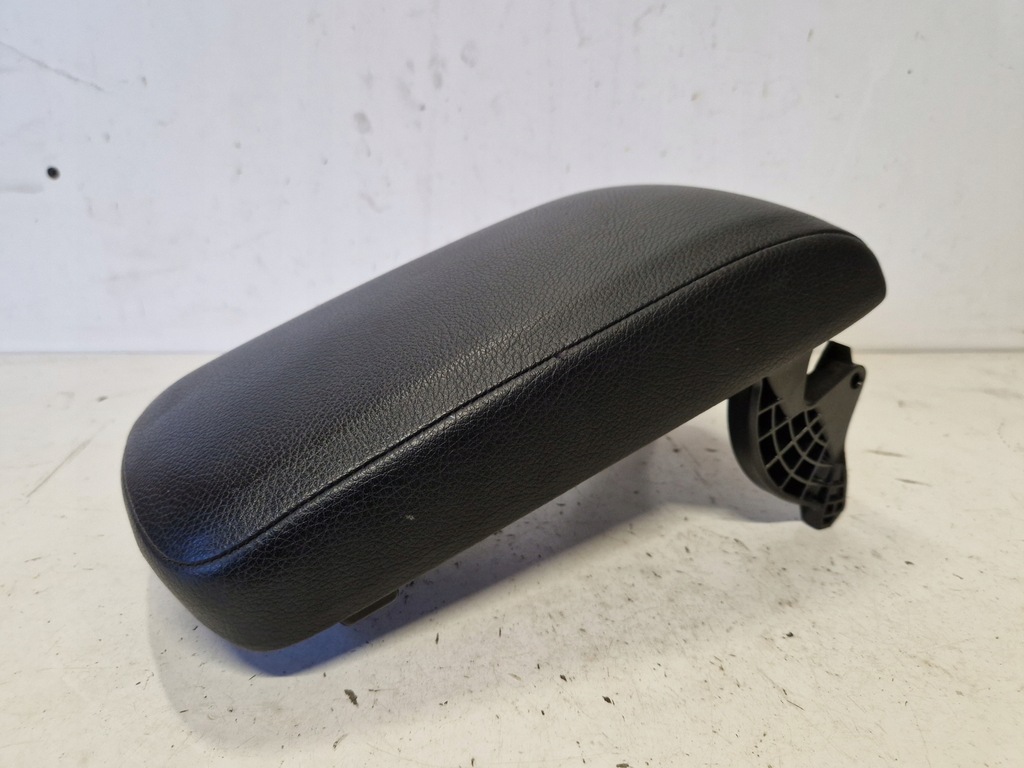 фото №1, Подлокотник mercedes b-klasa w246 1.5 cdi