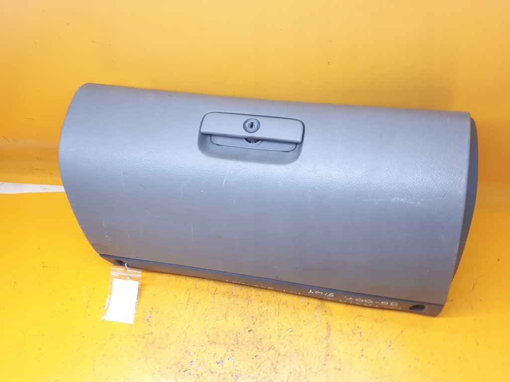 фото №5, Бардачок пасажира octavia i 1u1857097 96-00r