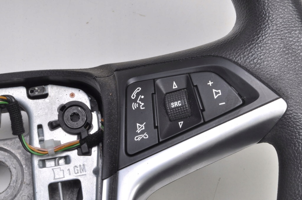 фото №8, Opel astra j iv zafira c воздуховод пластиковая 13351039