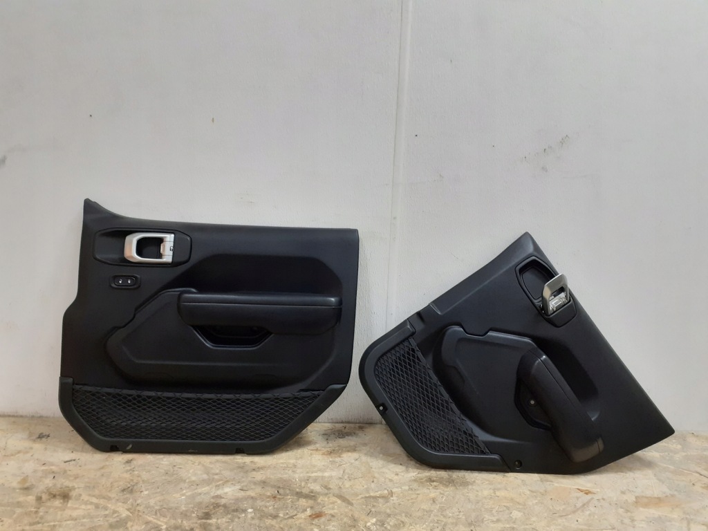 фото №1, Jeep wrangler jl обшивка дверь правый перед задняя