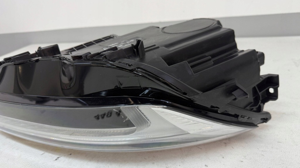 Фара фара правый  volvo xc60 рестайлинг  full led система 32338977 Доставка