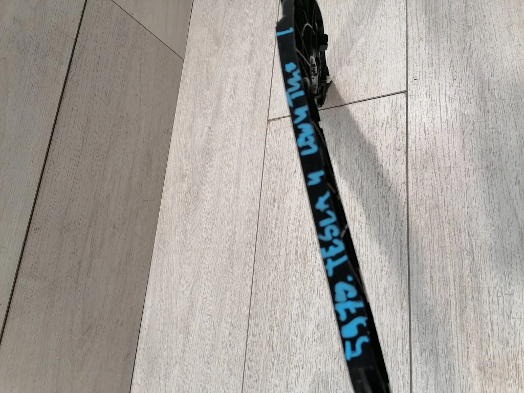 фото №8, Tesla y напрямна бампер лівий задня 1494043-00-a