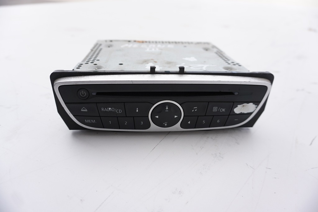 фото №1, Радио renault megane 281150030r