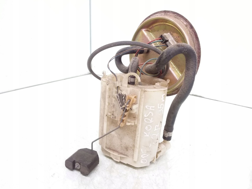 Купити 1996 opel corsa b насос пального