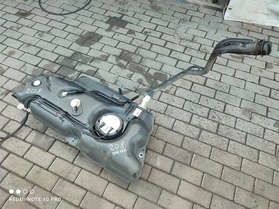 фото №1, Peugeot 208 бак топлива дизель 1.4 hdi