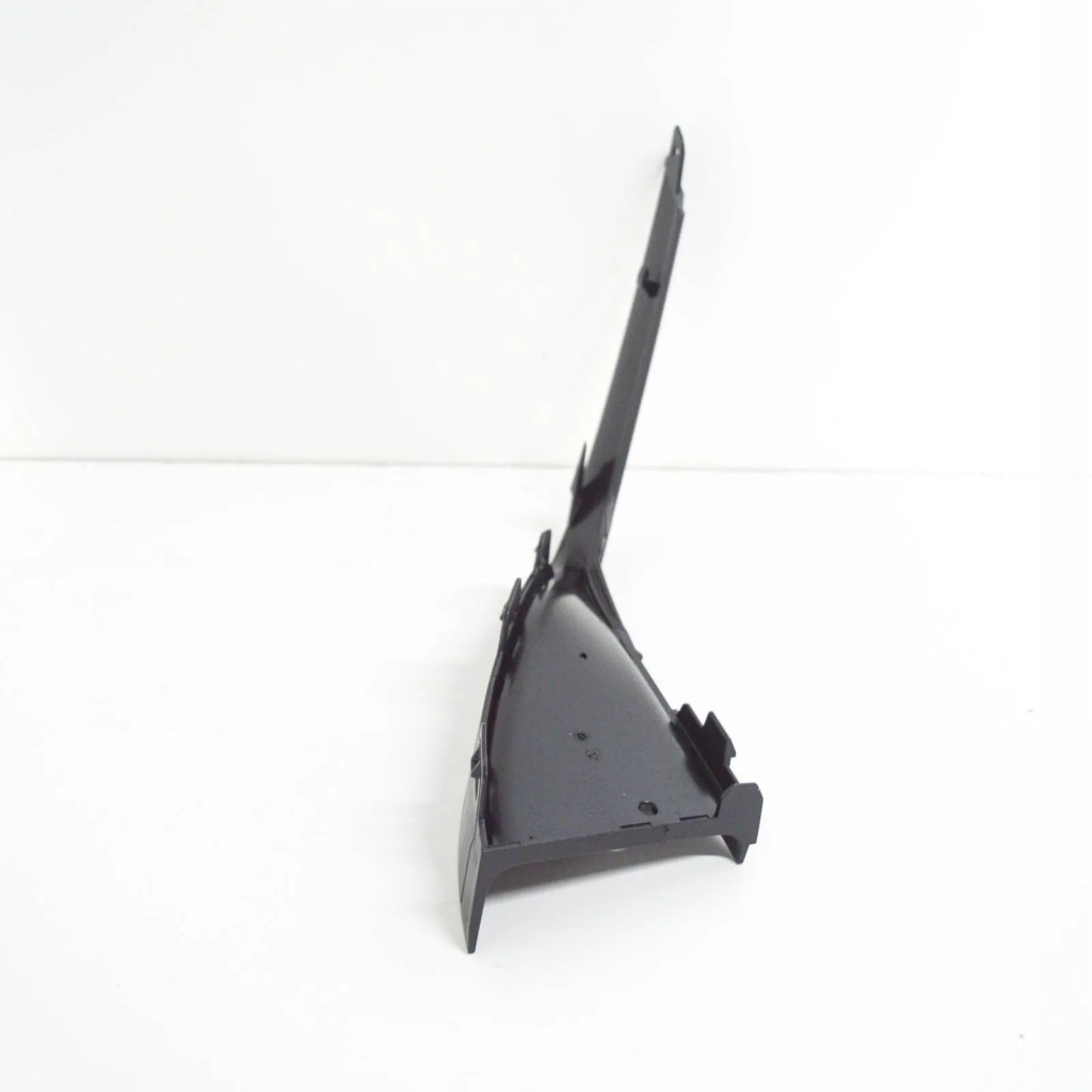 Mercedes-benz a w176 накладка бампера передний правая a1768857800oryginalna с Разборки