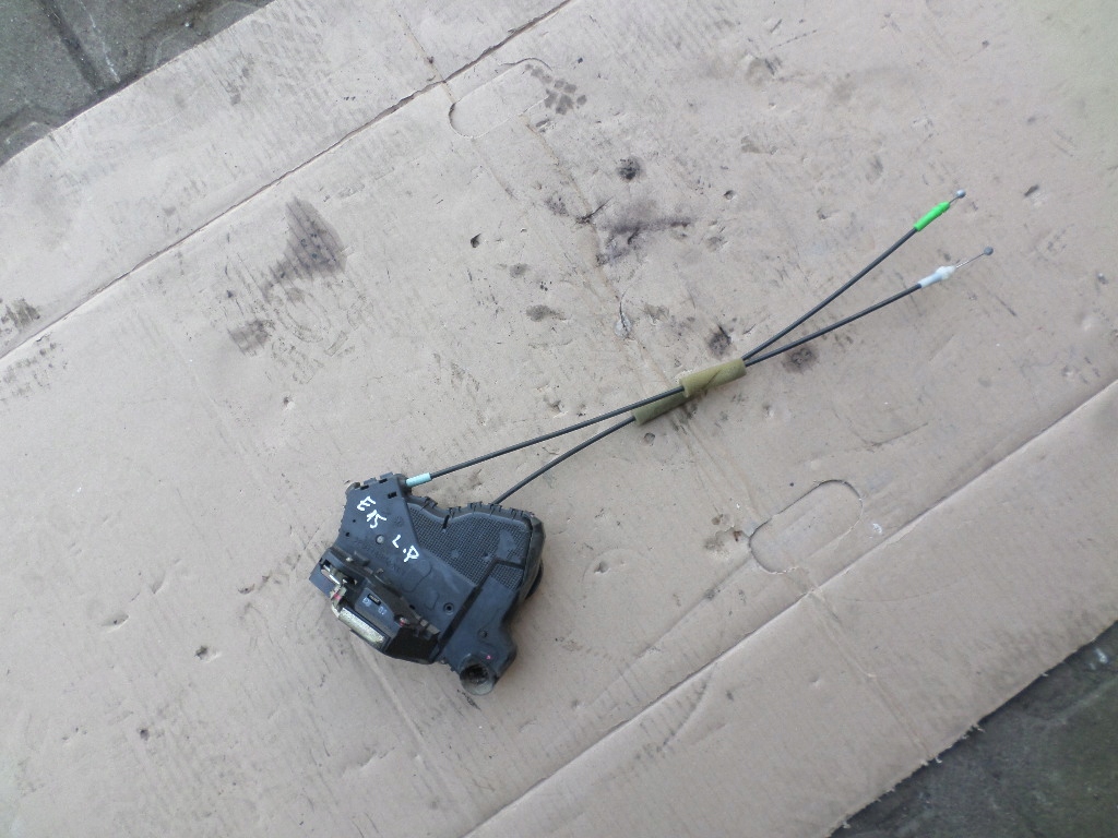 фото №1, Toyota corolla e15 06-12 замок двері лівий передній