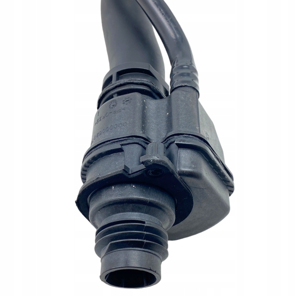 фото №13, Труба заливной adblue dacia duster ii