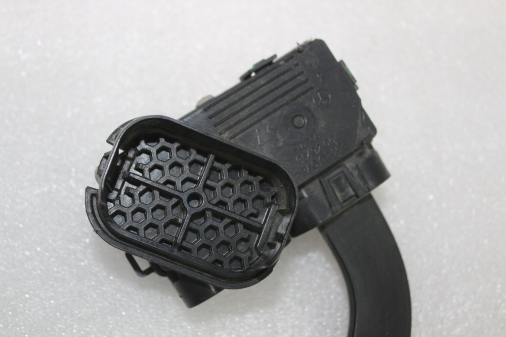 Mercedes a45 a w177 amg шланг плюсовой a1775408530 eu Доставка