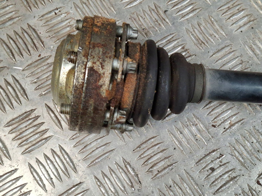 Привідний вал задня ліва сторона bmw x1 e84 4608771 Київ