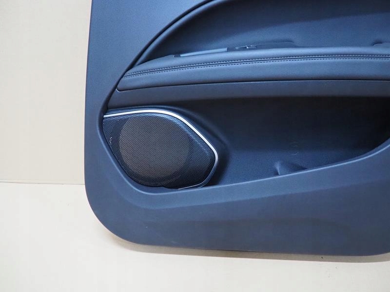 фото №4, Обивка дверь правый перед alfa romeo stelvio