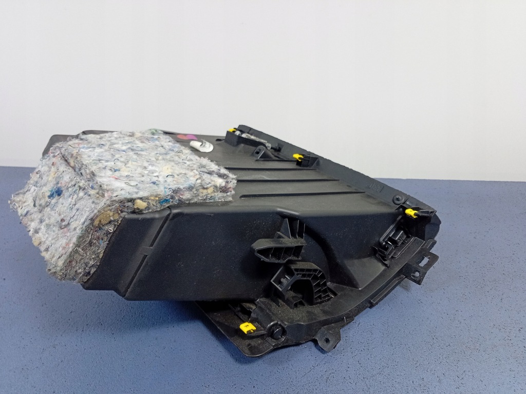 фото №4, Renault megane iv бардачок пассажира 685000238r