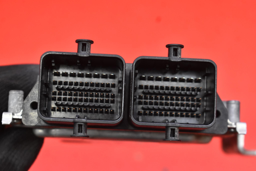 фото №8, Блок управления бортовой компьютер двигателя 33920-55l20 0261s04534 suzuki sx4 1.6 16v 112 km