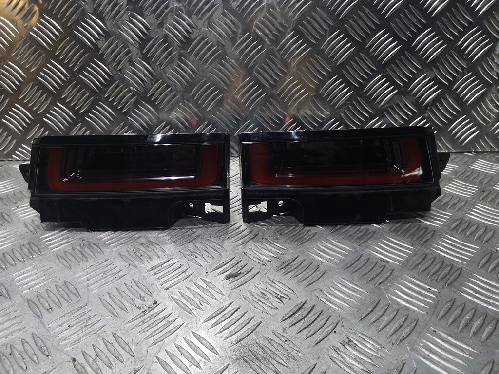 фото №1, Range velar l560 evoque l551 лампа задняя правая led