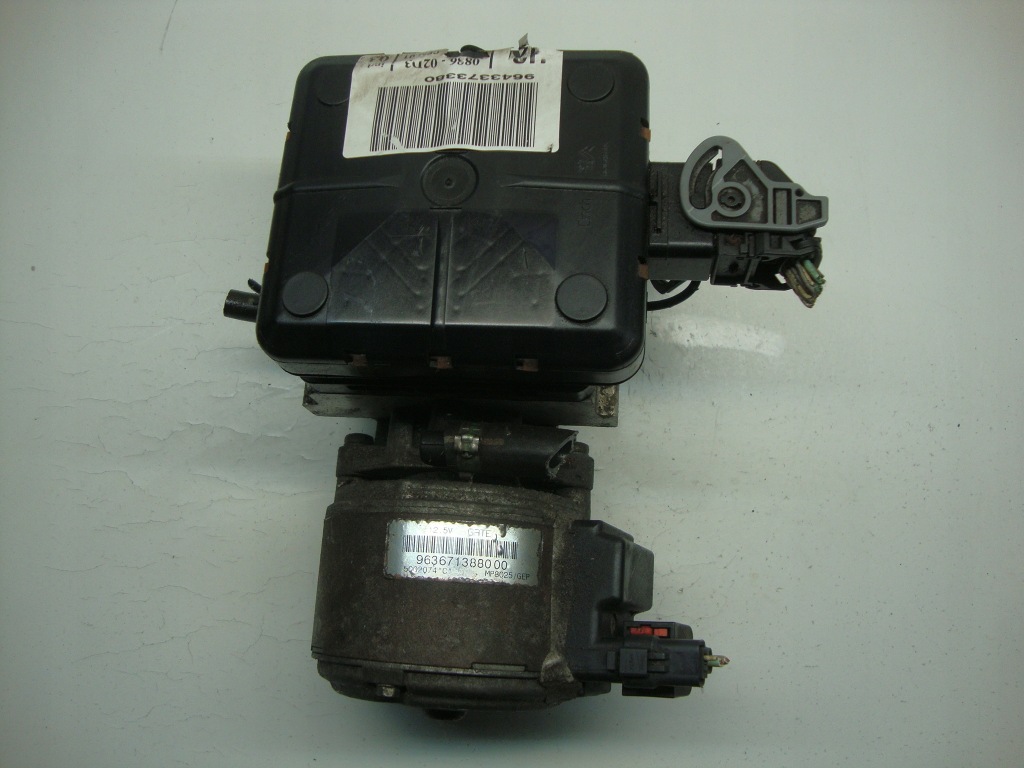 Купити Насос компресор підвіска 9643373380 citroen c5 1 1 01-04