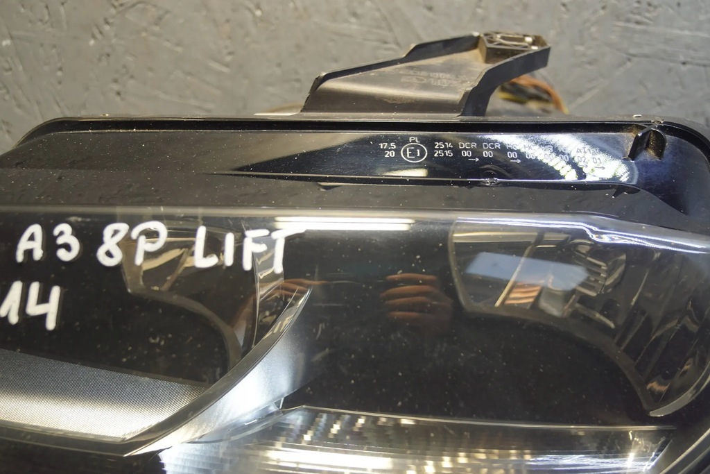 фото №7, Лампа лівий перед audi a3 8p lift 08- s1014