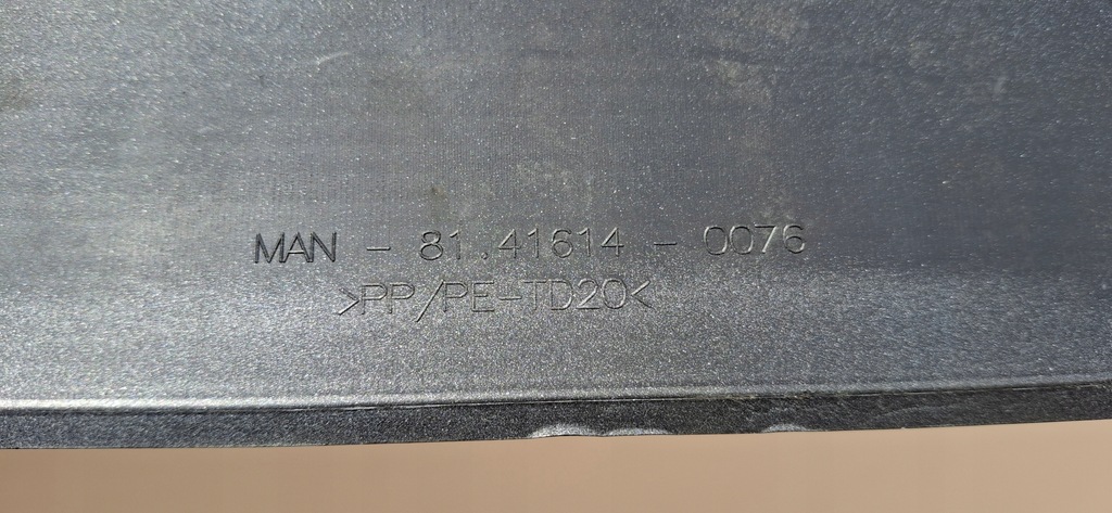 фото №9, Man tgx euro 6 молдинг бампера спойлер 81416140076