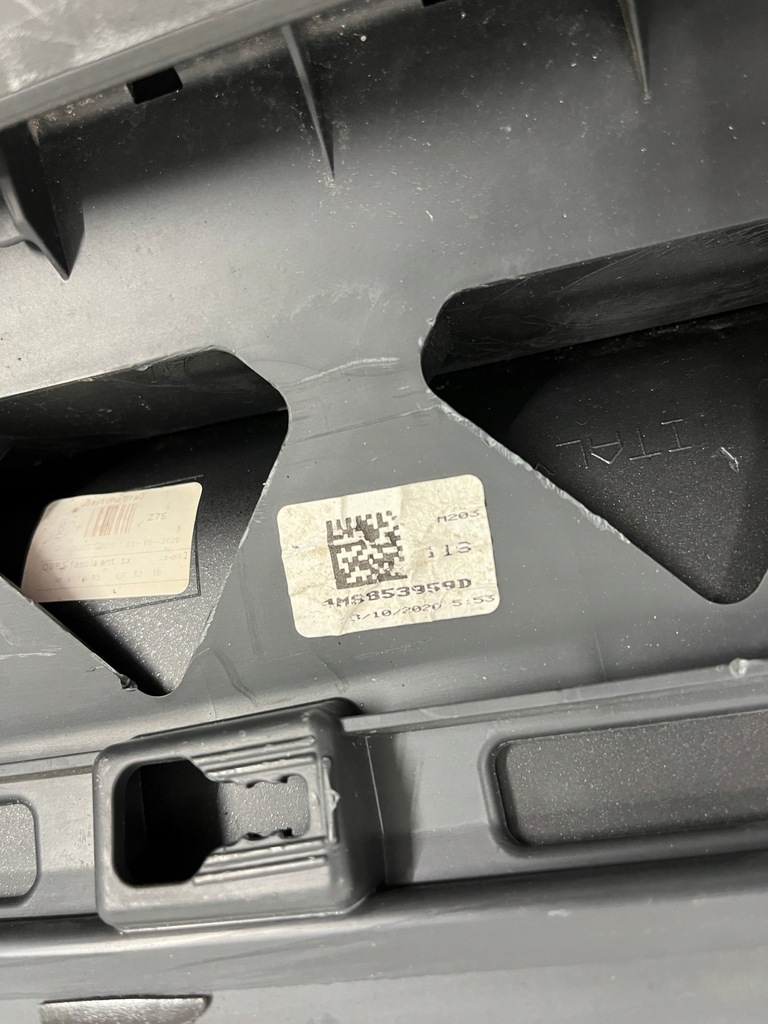 фото №14, Audi q8 sq8 s-line молдинг na дверь левая перед передняя 4m8853959d