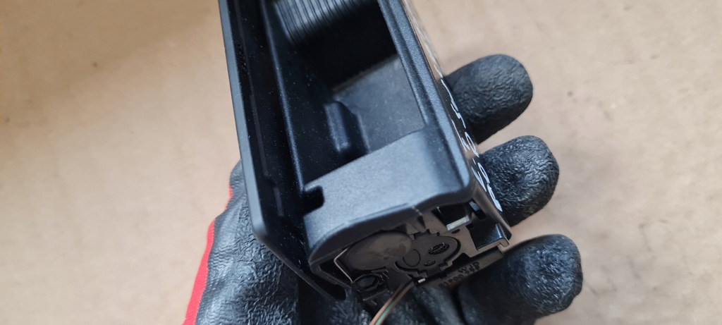 фото №11, S6 c7 4g a6 пепельница дверь левая левый задняя led 4g8857405a a7 4g s7