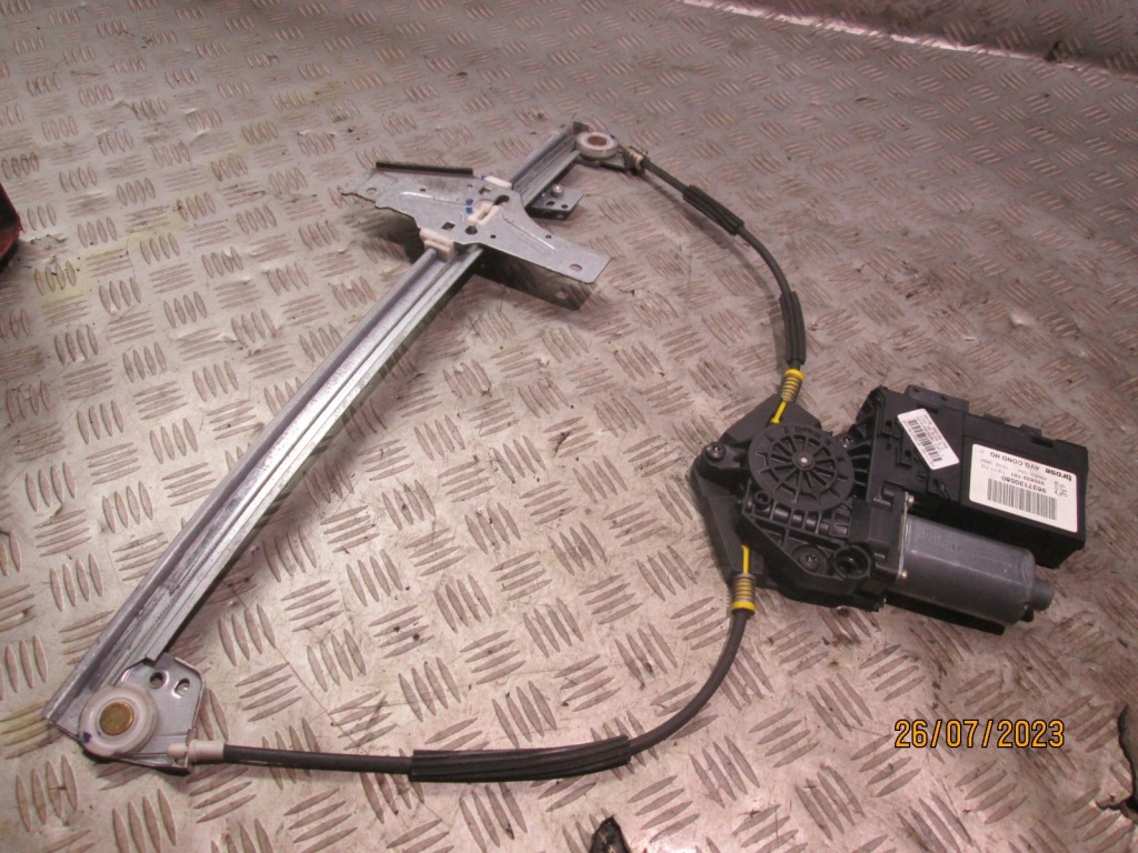 фото №1, Підйомник скло лівий перед peugeot 307 9637130580