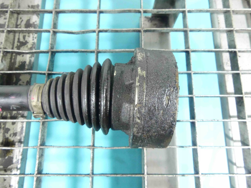 фото №3, Приводной вал левая audi a3 8p 1.8 tfsi