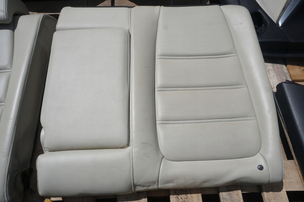 фото №15, Mazda 6 gj sport sedan сидіння заднє сидіння шкіра 2015rok світла шкіра білий