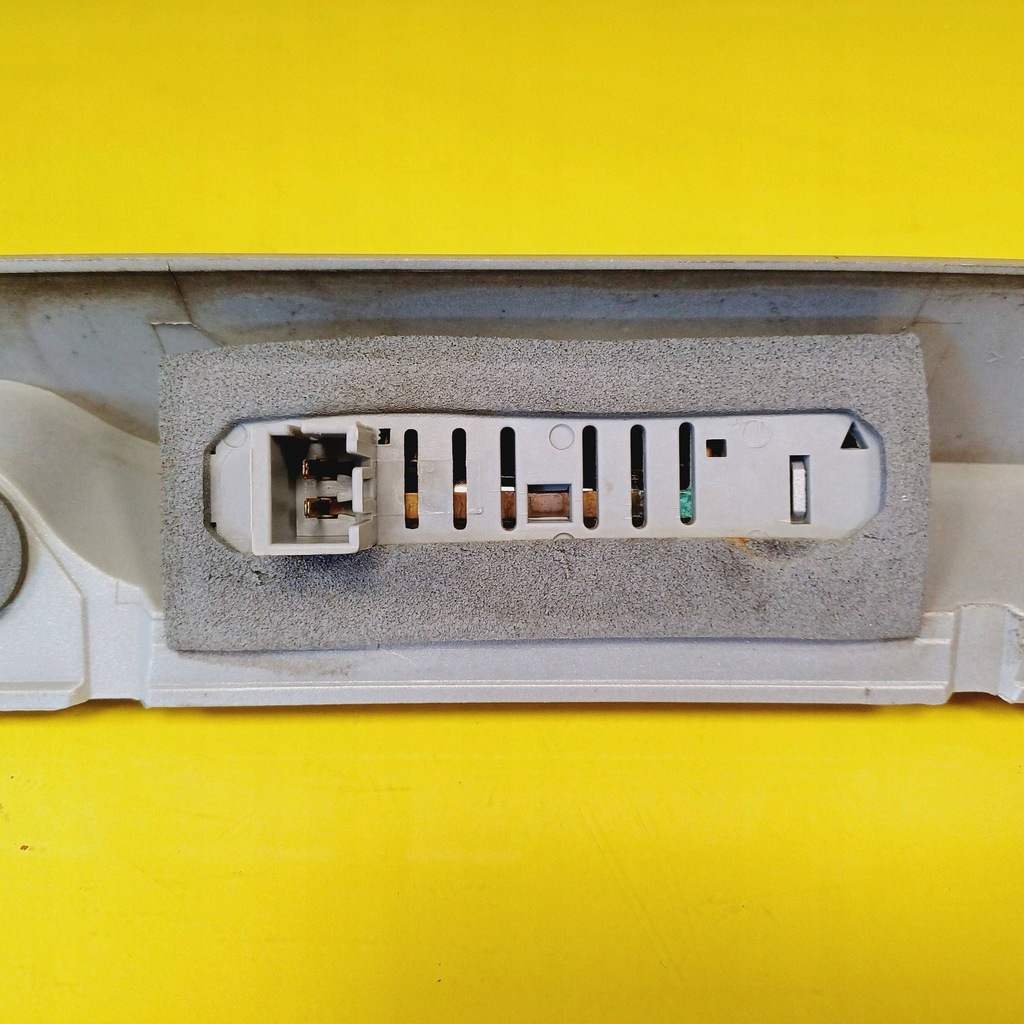 фото №11, Накладка крышки багажника opel zafira b 90579631 nr252