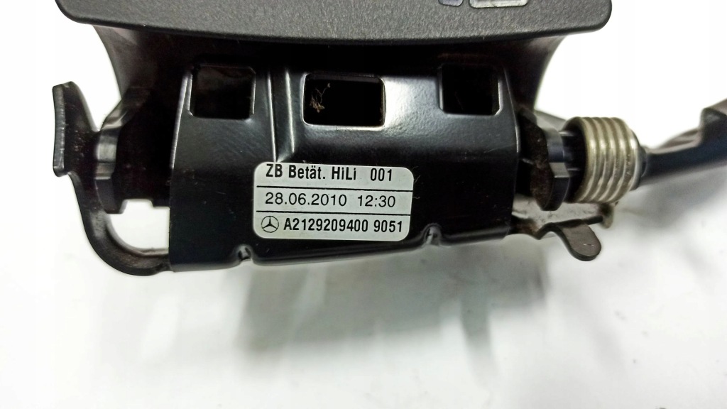 фото №13, Mercedes-benz e w212 2009 задняя сторона левая сиденья, сиденье