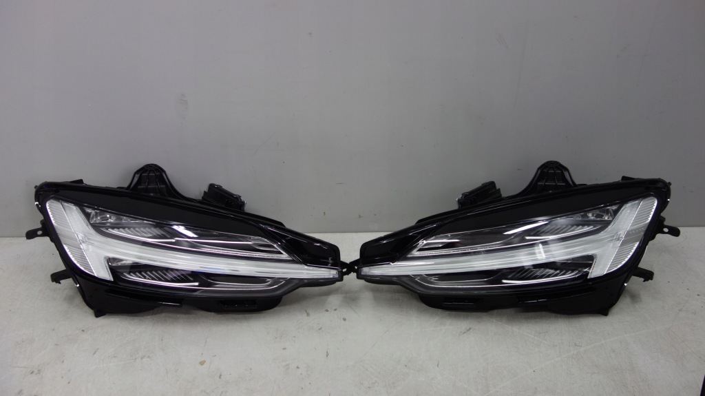 Volvo s60 v60 фара ліхтарі  перед led uk 32314156 57 Київ