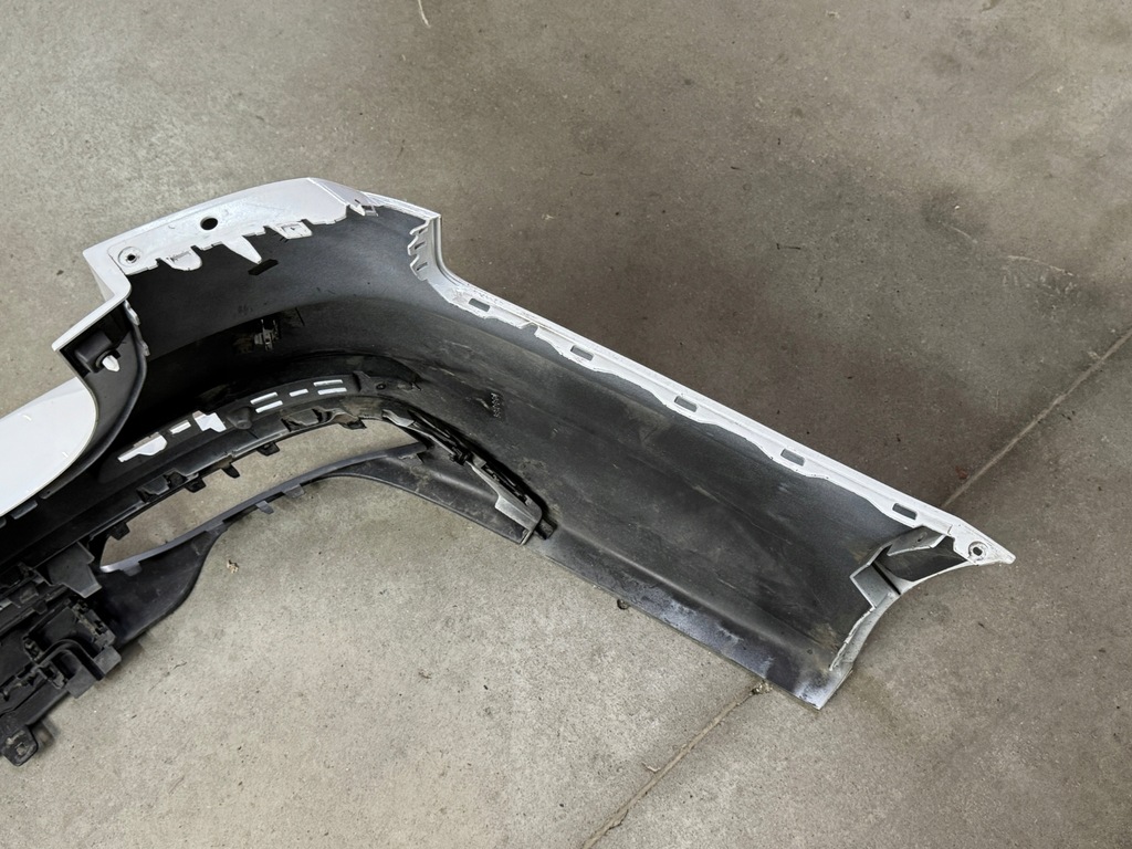 фото №8, Бампер задний задняя audi a6 c8 б/у 4k0807521d 4k0807521e белый + диффузор