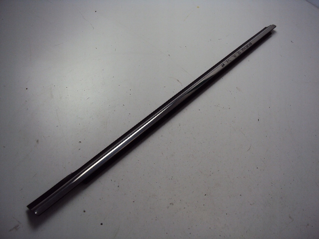 фото №1, Молдинг уплотнитель правый перед kia sportage iii fl