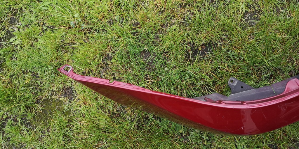 Бампер передній + решітка середня lexus ct200h f sport 52119-76250 2014- Недорого