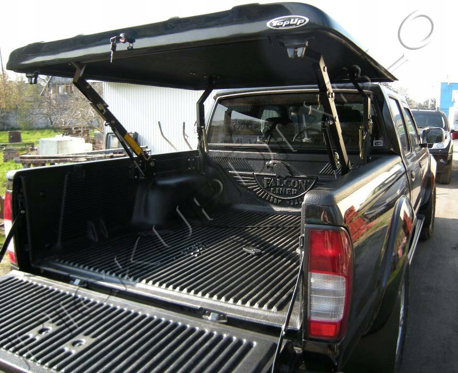 фото №1, Nissan np300 обшивка крышка hardtop hard top