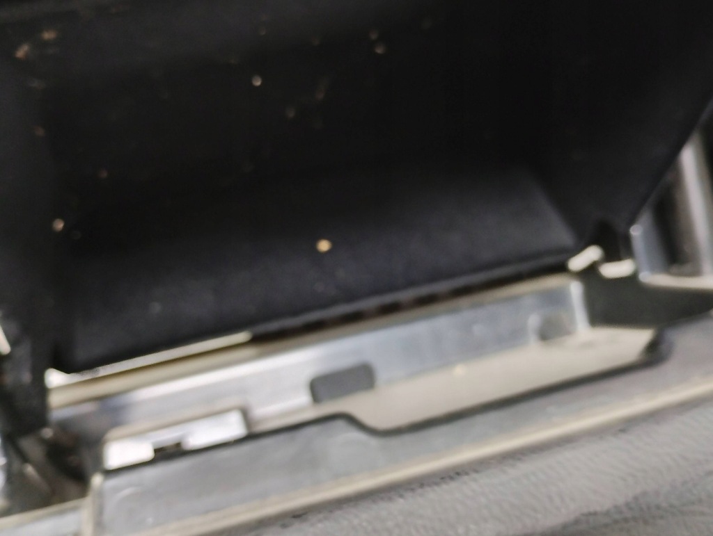 фото №8, Bmw бардачок пассажира 6962632 europa