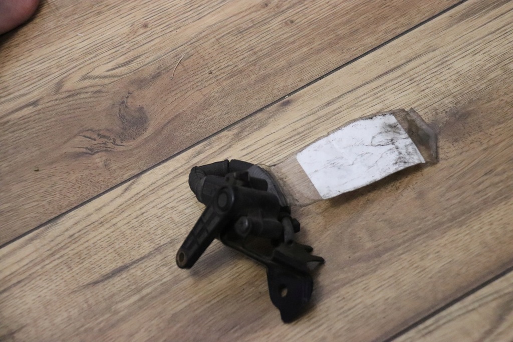 фото №9, Датчик вирівнювання світла перед лівий audi a5