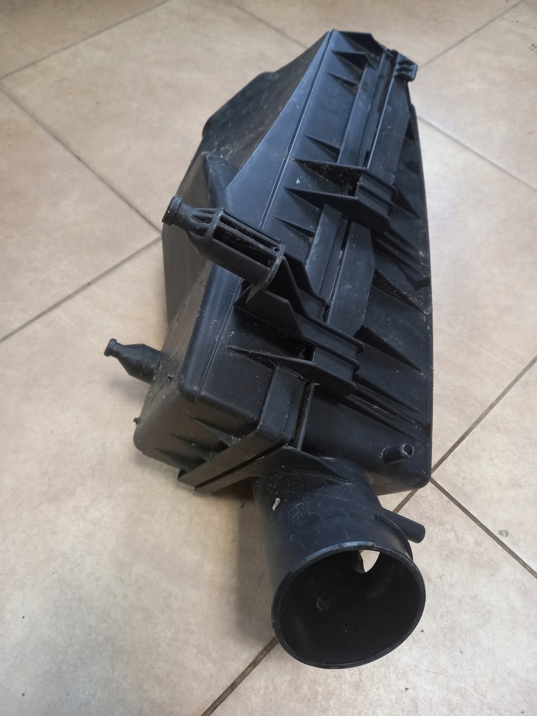 фото №1, Корпус фильтра воздуха ford mondeo mk3 oryg.