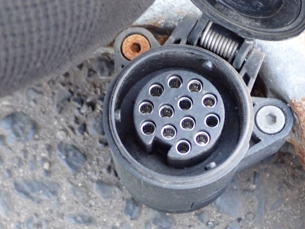 Фаркоп  буксирувальний кулька роз'єм електричний westfalia bmw 3 f30 f31 6873703 Оригінал