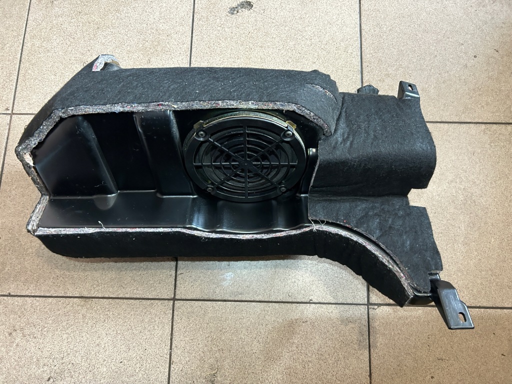 фото №1, Сабвуфер динамик усилитель bose audi a6 c5 kombi