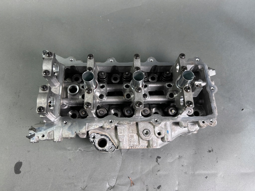 фото №1, Головка двигателя chrysler pacifica 3.6 v6 04893811af