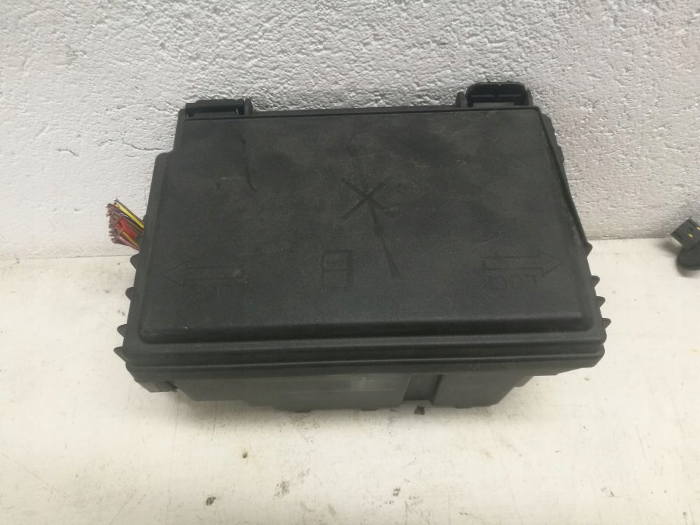 фото №2, Opel corsa d коробка корпус запобіжників a14xer