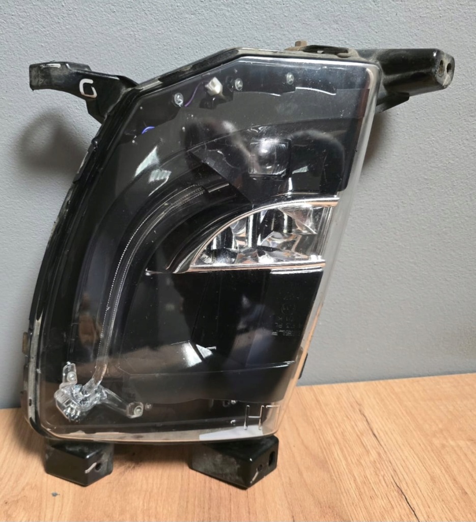 Купити Протитуманна фара tesla s drl ліве